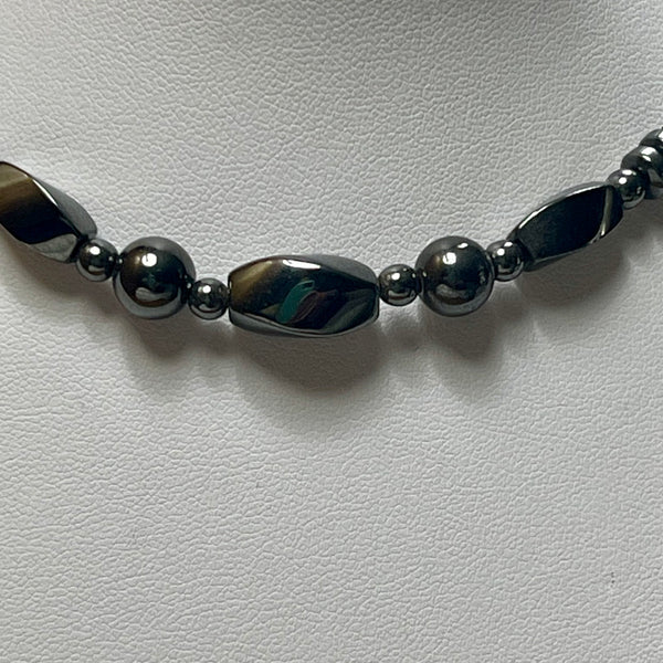 Vintage Hematite 16” Necklace Womens Natural Gemstone Casual Multi Shaped Beads