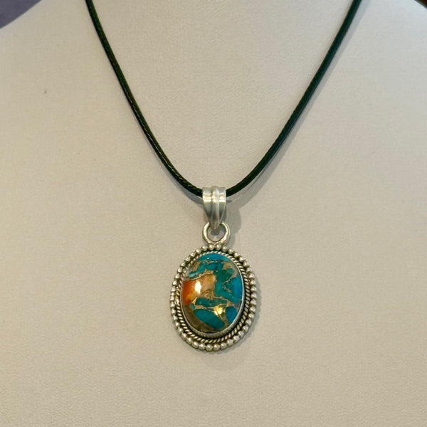 Spiny Oyster Turquoise Necklace Pendant Southwest Sterling Silver Beaded Framed