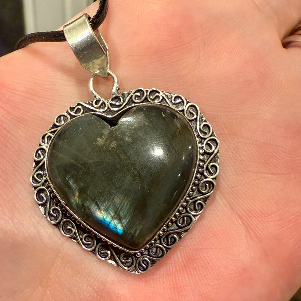 Stunning Large Labradorite Heart Necklace Pendant Womens Statement Piece New