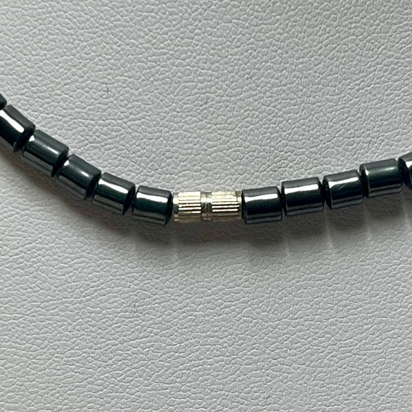 Vintage Hematite 16” Necklace Womens Natural Gemstone Casual Multi Shaped Beads