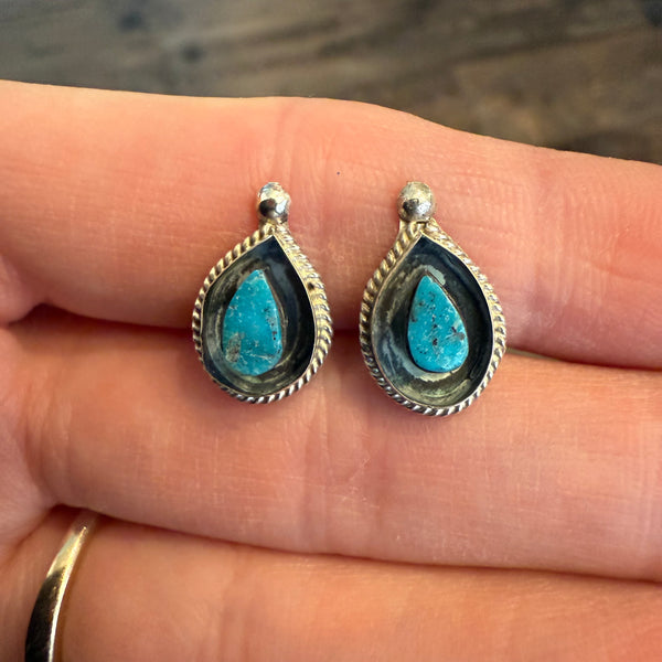 Vintage Southwestern Blue Turquoise Dainty Stud Silver Earrings Handmade New