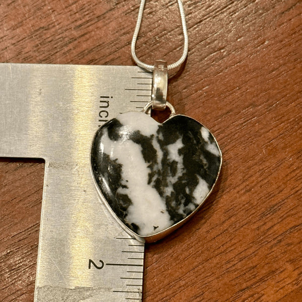 Southwestern White Buffalo Turquoise Heart Pendant Necklace