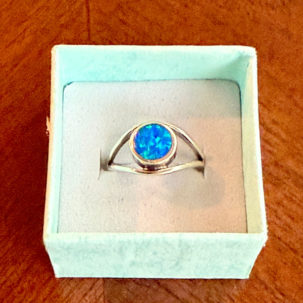 Unique Eye Ring Circle Blue Lab Opal Sterling Silver Size 7