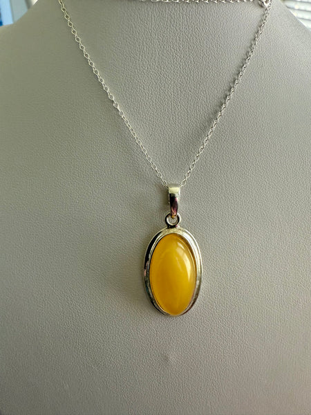 Natural Butterscotch Baltic Amber Oval Framed Pendant Necklace Sterling Silver