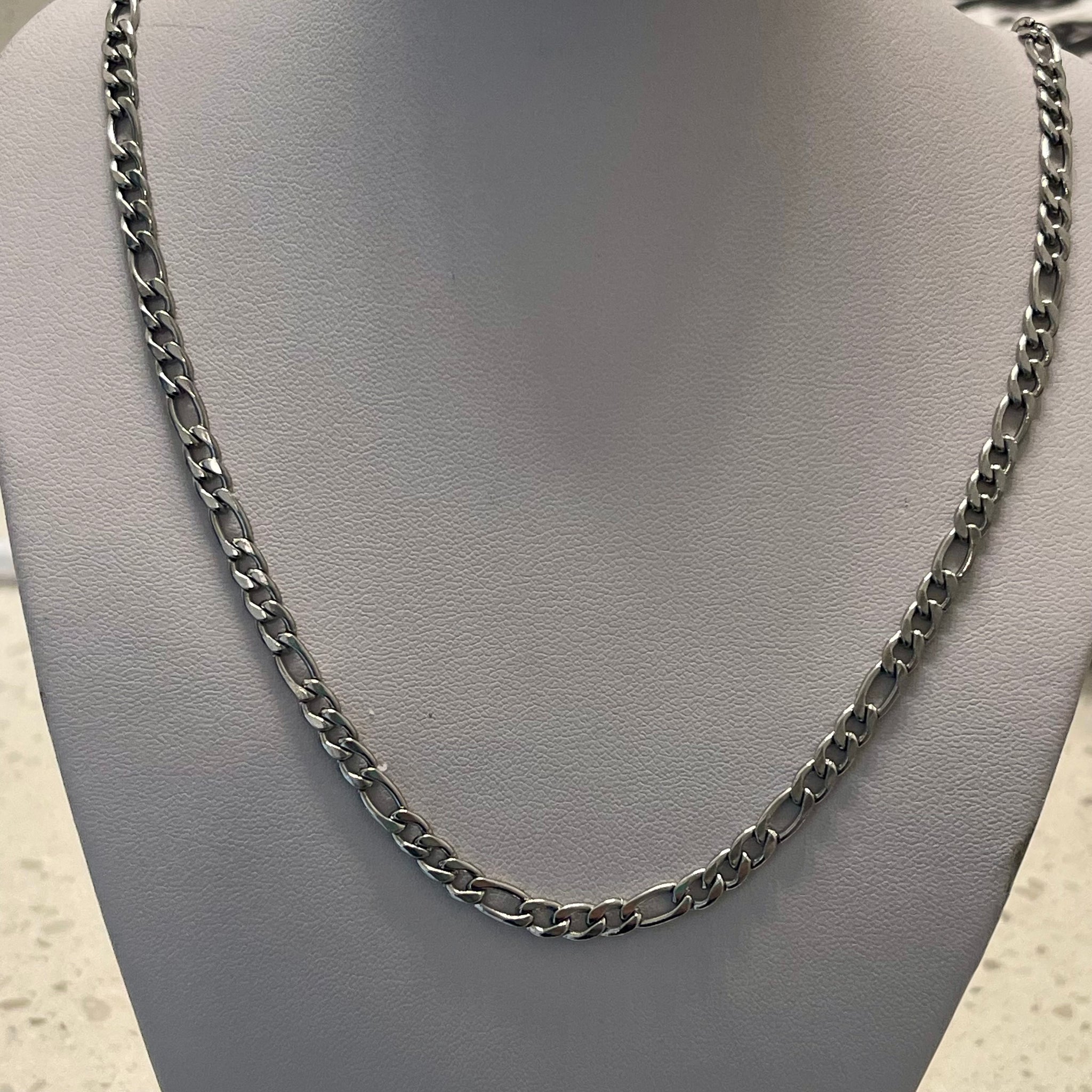 3 + 1 Fígaro Silver Chain Unisex Vintage 4mm Wide Link Jewelry 24” Silver Tone