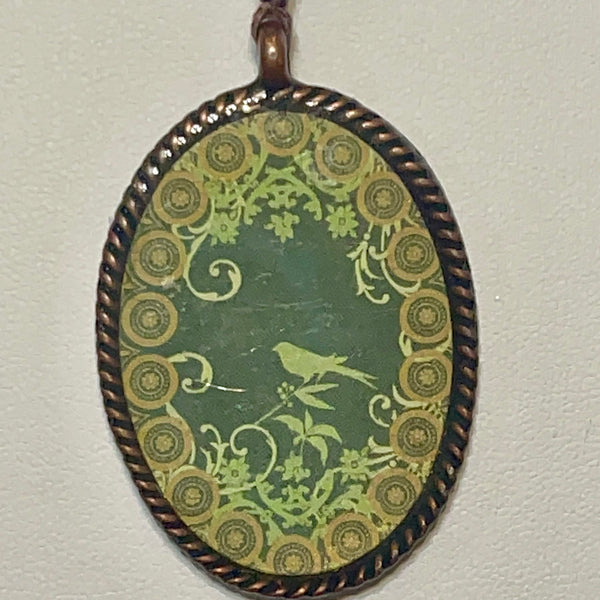 Vintage Orgone Stone Copper Pendant Womens Painted Bird Beaded Necklace
