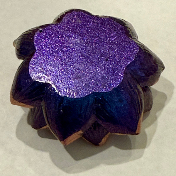 Lotus Flower Pedestal Nest With Round Crazy Lace Agate Stones