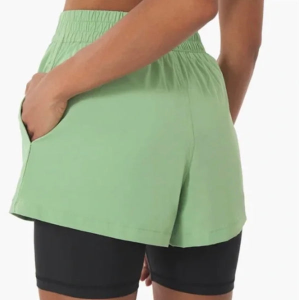 WeWoreWhat Windbreaker Nylon Biker Short Womens Green Casual Athletic New Sz M