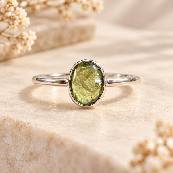 Dainty Natural Peridot Oval Gemstone Ring Silver Tone Bezel Set Minimalist Sz 7