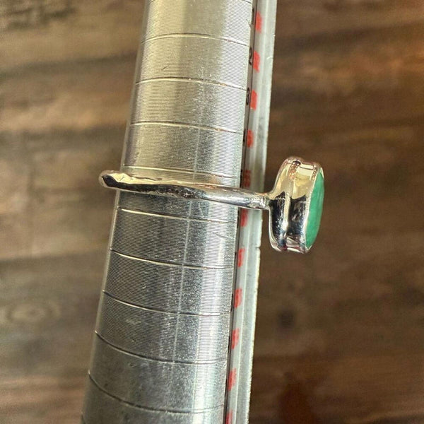 Oval Green Emerald Sterling Silver Ring Hammered Band Dainty Womens Sz 7 New