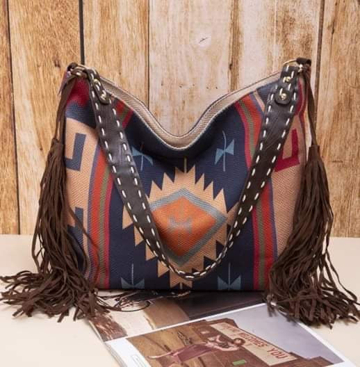 Western Fringe Purse 13.3x13.7"