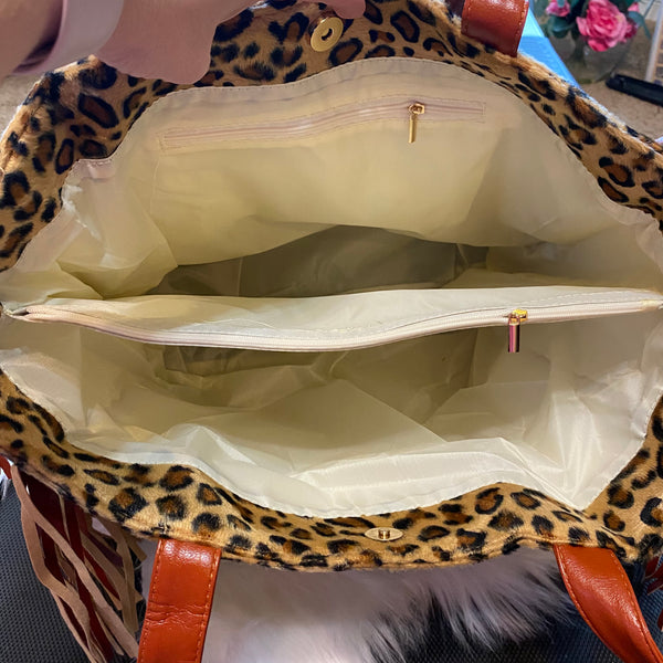 Western Fringe Purse 13.3x13.7"